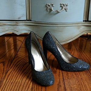 The Limited size 10 navy blue glitter heels